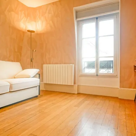 Apartment Eiffel Tower & Invalides - Cosy Quiet *