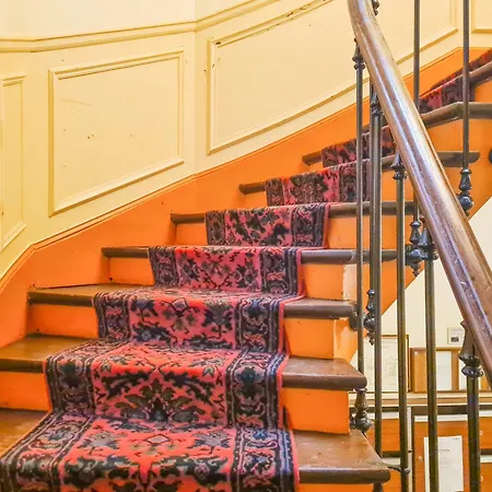 Eiffel Tower & Invalides - Cosy Quiet Apartment Paris